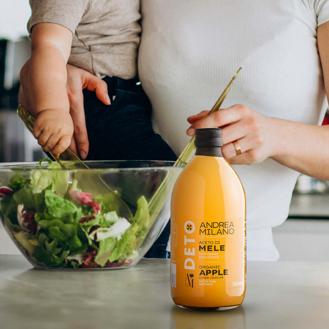 Buy DETO* Organic Apple Cider Vinegar with the Mother 500ML at PHYTAMINS.AE